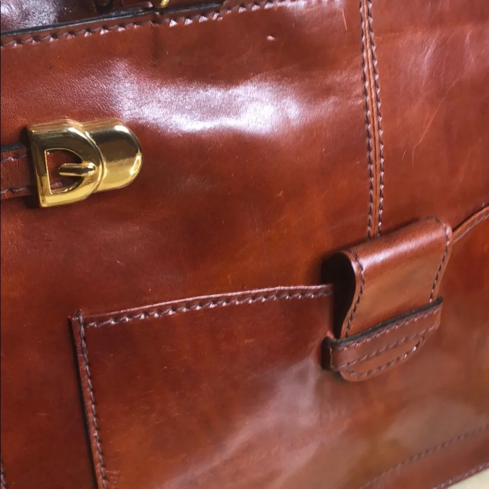 Vintage LILIANA Leather Handbag with gold accents